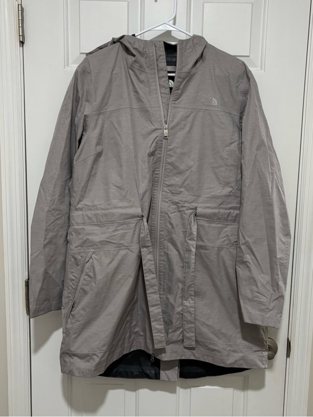 The North Face WOMEN'S TERALINDA
TRENCH ASHES OF ROSES GREY XL